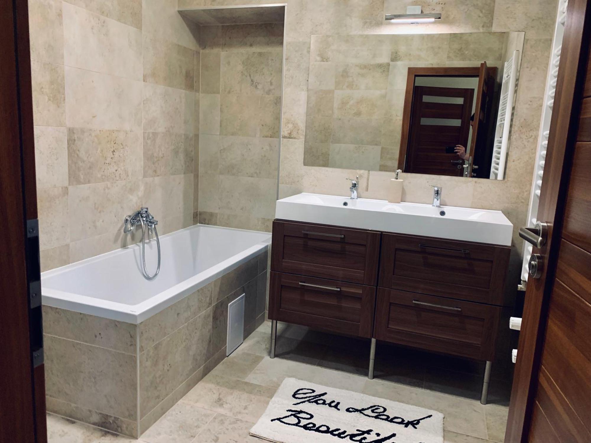 Mayer Vendeghaz Miskolc Bagian luar foto